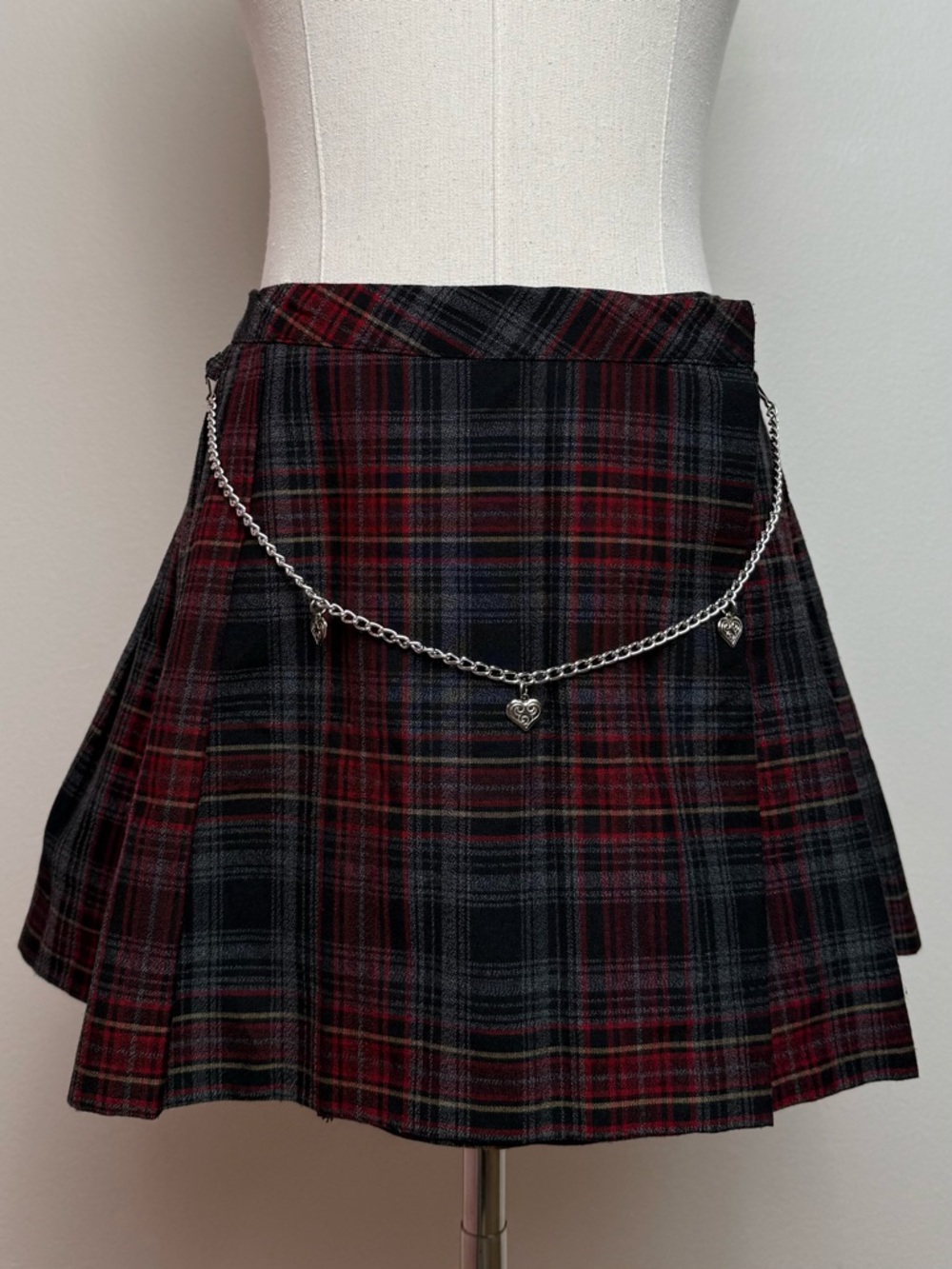 y2k Vintage Red Black Plaid Heart Chain Belt Pleated Wrap Mini Skirt 7